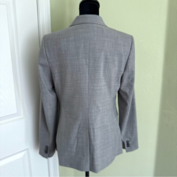 NEW Banana Republic Gray Lightweight Wool Blazer Suit Jacket - Picture 3 of 11